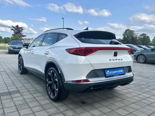 Hinten Cupra Formentor 1.5 TSI 150 PS DSG