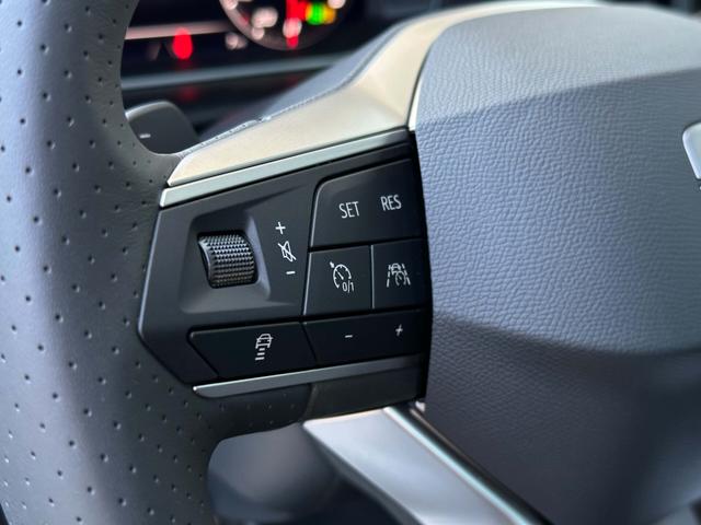 Lenkrad Tasten Seat Ateca FR 1.5 TSI ACT 150 DSG