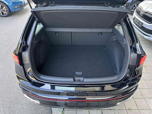 Kofferraum VW Taigo R-Line 1.0 TSI OPF 110 DSG