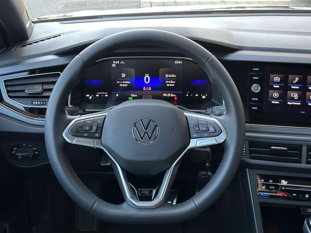 Lenkrad VW Taigo R-Line 1.0 TSI OPF 110 DSG