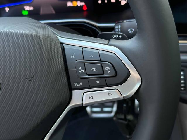 Multifunktionslenkrad VW Taigo R-Line 1.0 TSI OPF 110 DSG