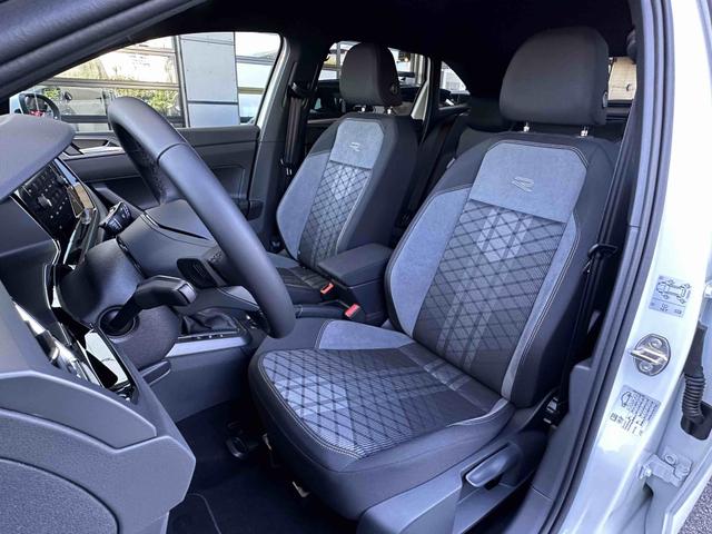 Vordersitze Polsterung VW Taigo R-Line (D9) 1.5 TSI OPF 150 DSG