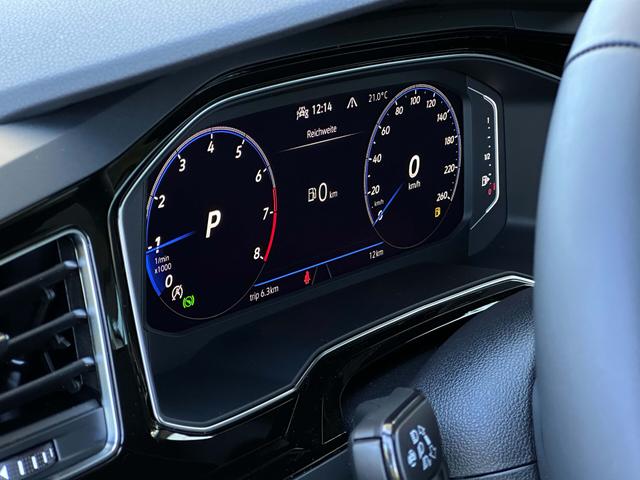 Digitales Cockpit VW Taigo R-Line (D9) 1.5 TSI OPF 150 DSG