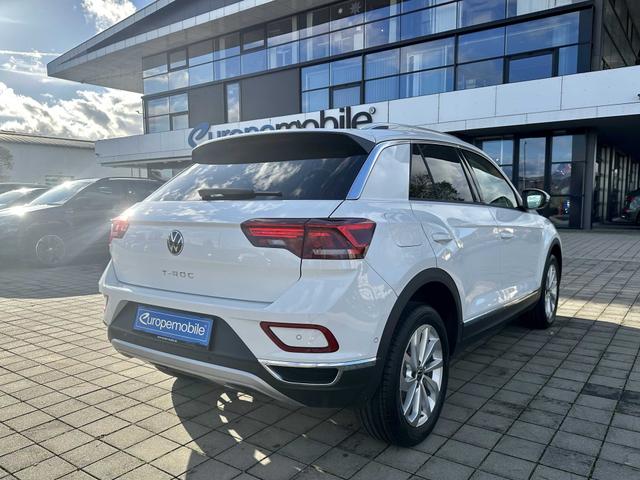 Hinten VW T-Roc STYLE 1.5 TSI 150 DSG