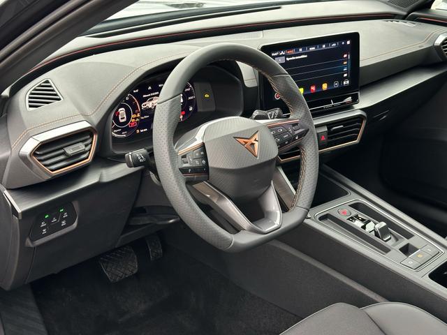 Innenraum Cupra Formentor 2.0 TSI 4Drive 190 PS DSG