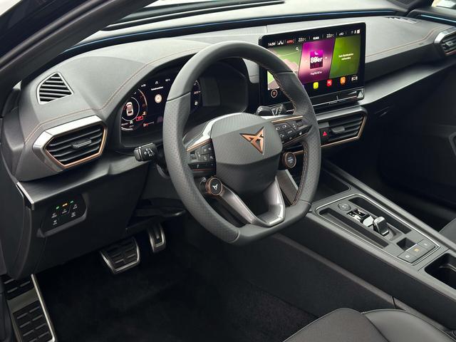 Innenraum Armaturenbrett Cupra Formentor VZ 2.0 TSI 4Drive 310 PS