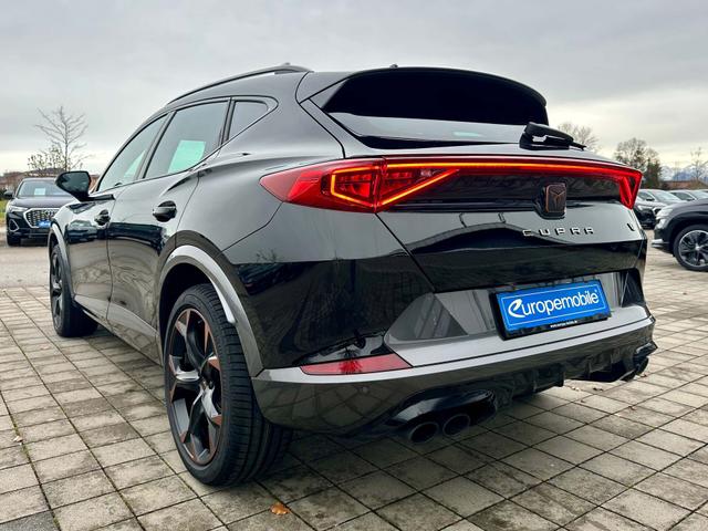 Hinten Cupra Formentor VZ 2.0 TSI 4Drive 310 PS DSG