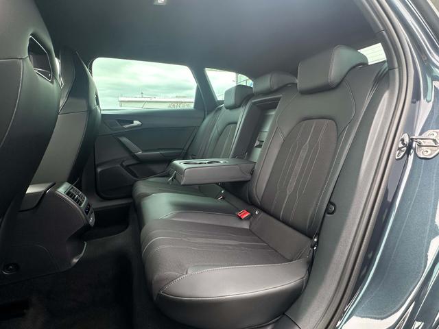 Rücksitzbank Cupra Leon Sportstourer VZ NAVI WINTER 2.0 TSI 228kW