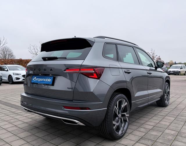 Hinten Skoda Karoq 2025 SPORTLINE 1.5 TSI 150 DSG 