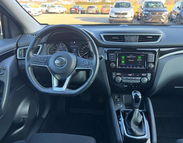 Innenraum Nissan Qashqai N-Connecta 1.3 DIG-T 160