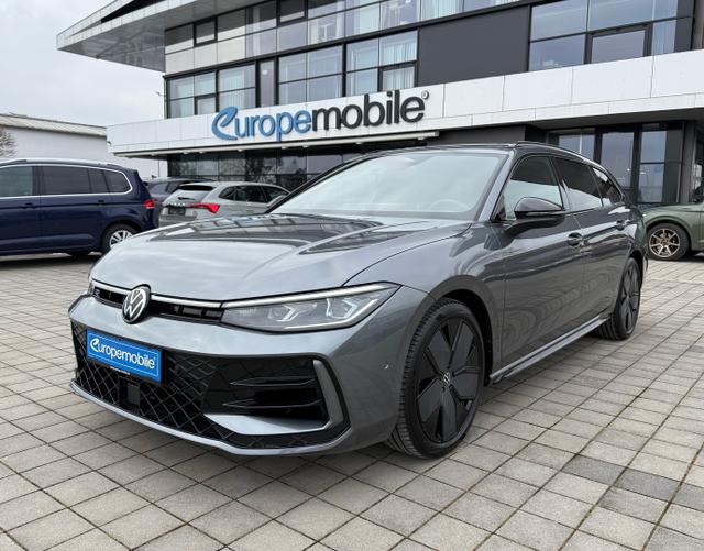 Vorne Volkswagen Passat Variant R-Line 2025 2.0 TSI 4MOTION 265 DSG