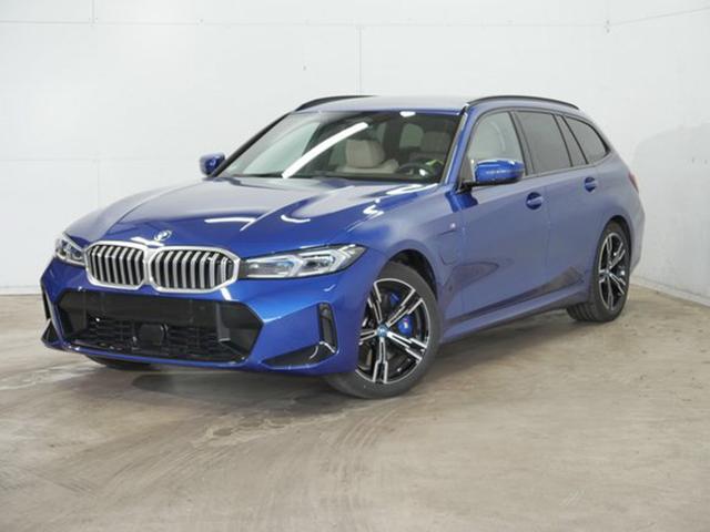 BMW 3er Touring - 330e M Sport Sportautomatik 215 KW/292 PS NAV/HIFI/INNOVATION/M-SPORT/CONNECTED/UVM.