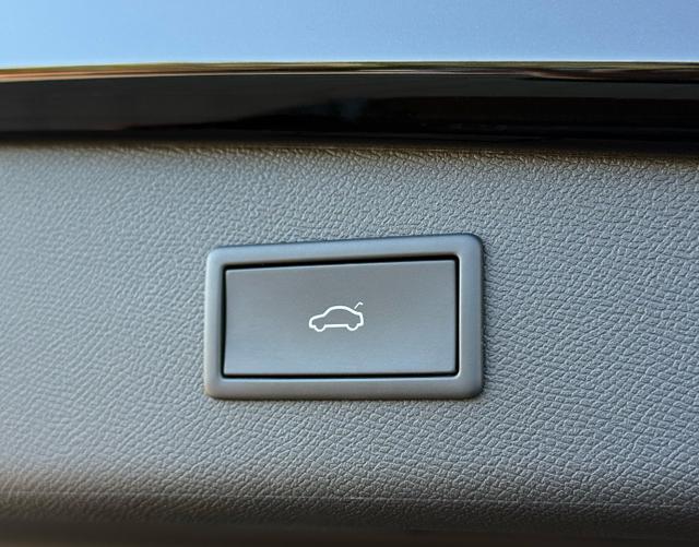 Kofferraum elektrisch Seat Leon Sportstourer ST FR XL 1.5 eTSI 150 DSG