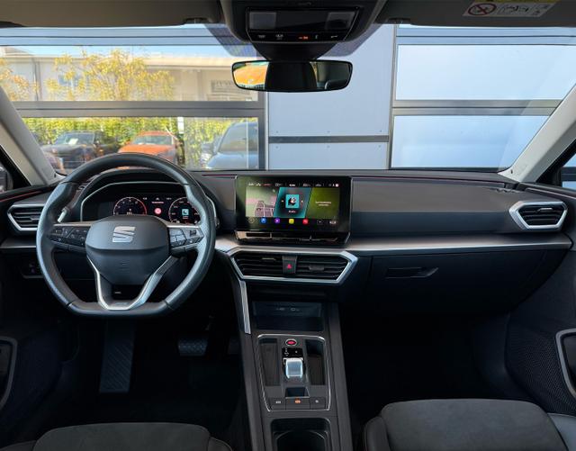 Innenraum Seat Leon Sportstourer ST FR XL 1.5 eTSI 150 DSG