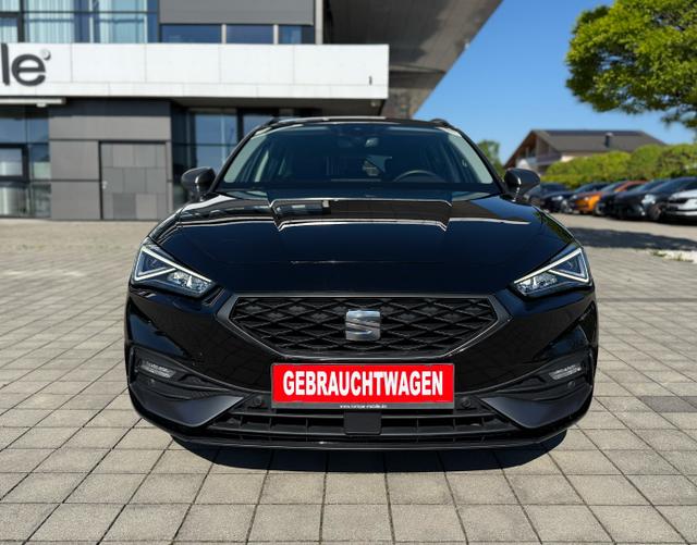 Vorne Seat Leon Sportstourer ST FR XL 1.5 eTSI 150 DSG