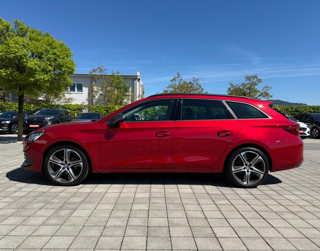 Fahrerseite Seat Leon Sportstourer ST FR XL 1.5 eTSI 150 DSG