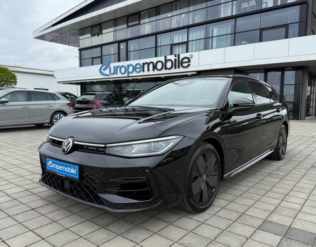 Vorne Volkswagen Passat Variant 2025 R-Line 2.0 TSI 4MOTION 265 DSG