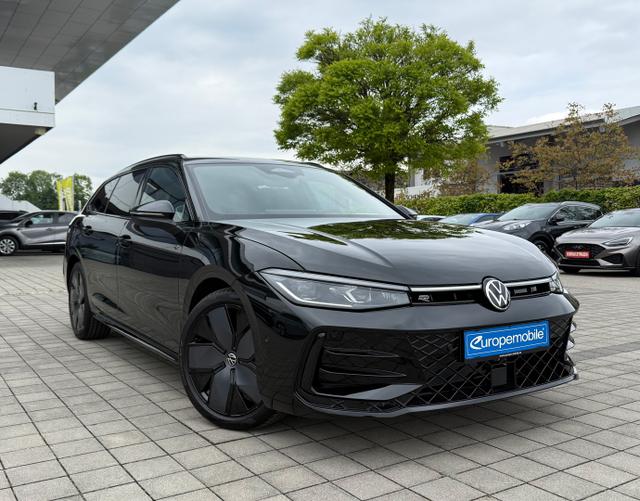 Vorne Volkswagen Passat Variant 2025 R-Line 2.0 TSI 4MOTION 265 DSG