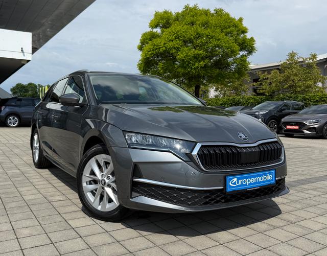 Vorne Skoda Octavia Combi 2025 H14 SELECTION 1.5 TSI mHEV 110kW DSG