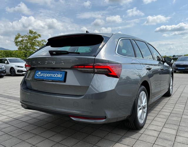 Hinten Skoda Octavia Combi 2025 H14 SELECTION 1.5 TSI mHEV 110kW DSG