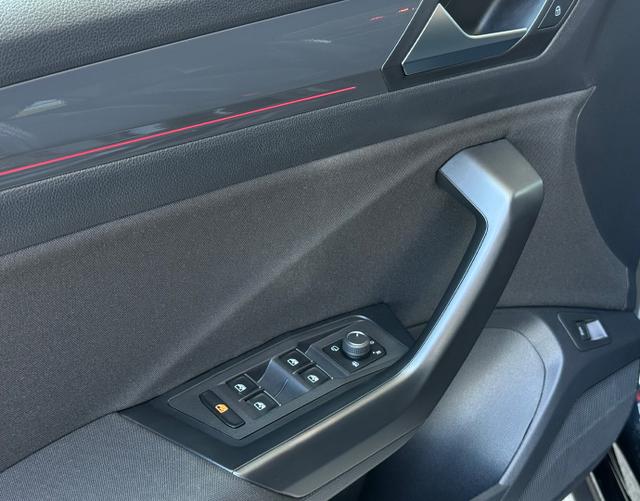 Fahrertür Highlights Volkswagen T-Roc Sport 1.5 TSI 150 DSG