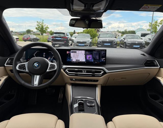 Innenraum BMW 3er Touring 330e M Sport Sportautomatik