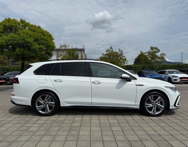 Beifahrerseite Volkswagen Golf Variant R-LINE 1.5 TSI 