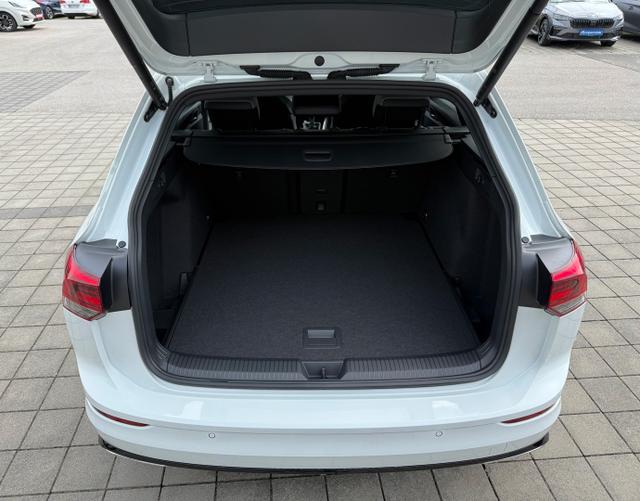 Kofferraum Volkswagen Golf Variant R-LINE 1.5 TSI 