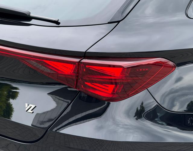Rückleuchte Cupra Leon Sportstourer VZ 2.0 TSI 245 kW DSG