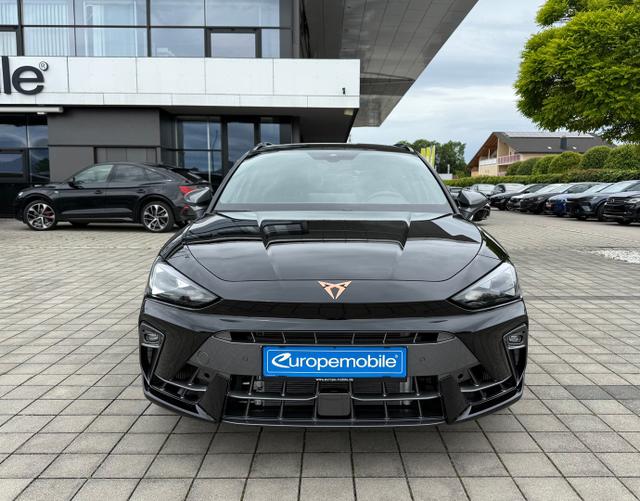 Vorne Cupra Leon Sportstourer VZ 2.0 TSI 245 kW DSG