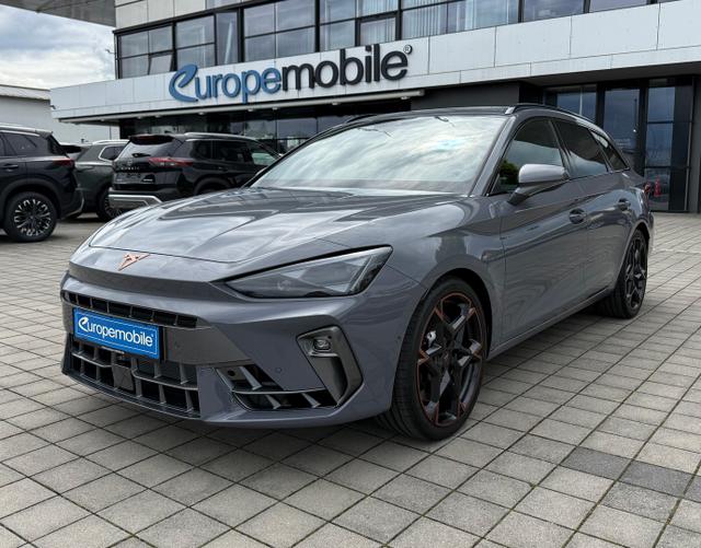 Vorne Cupra Leon Sportstourer VZ 2.0 TSI 245 kW DSG 