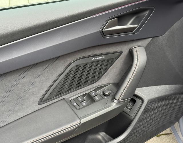 Fahrertür Highlights Cupra Leon Sportstourer VZ 2.0 TSI 245 kW DSG 