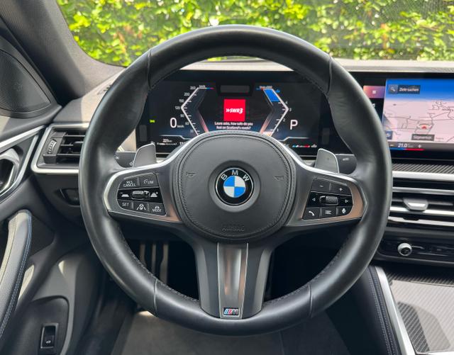 Lenkrad BMW 4er Gran Coupé 420 d Mild Hybrid xDrive M Sport 