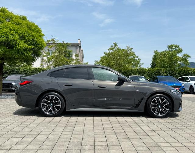 Beifahrerseite BMW 4er Gran Coupé 420 d Mild Hybrid xDrive M Sport 