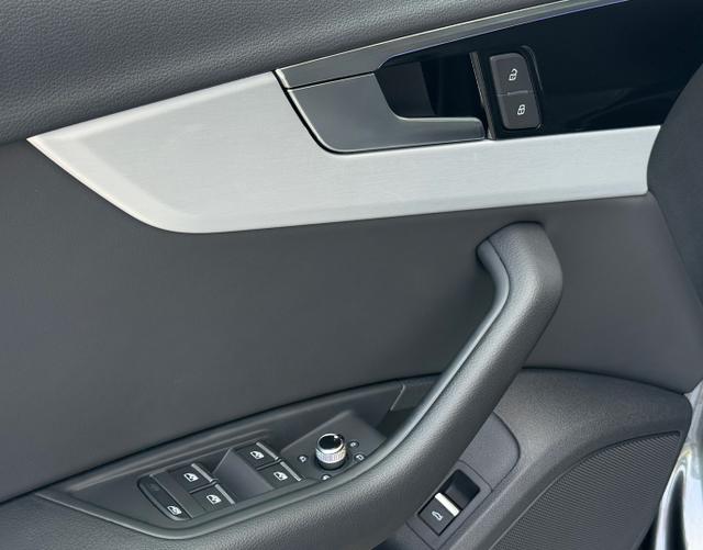 Fahrertür Highlights Audi A4 Avant 50 quattro 3.0 TDI S line