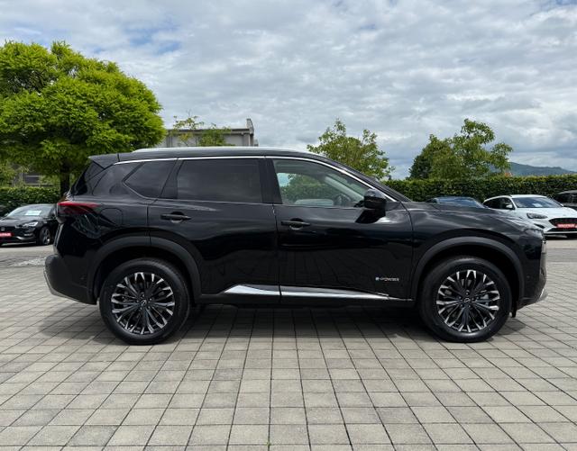 Beifahrerseite X-Trail H9 Tekna 1.5 e-POWER e-4ORCE 157kW 4x4