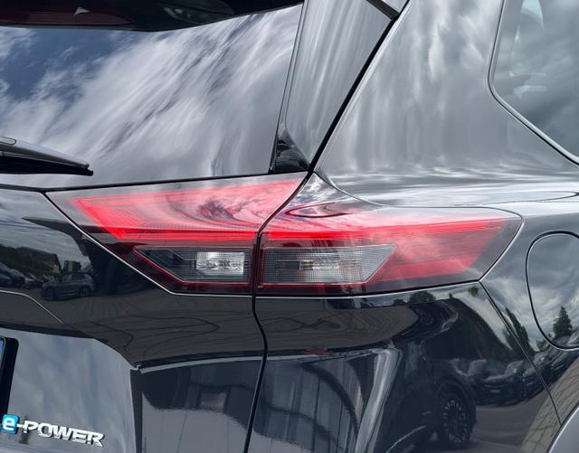 LED Rückleuchte X-Trail H9 Tekna 1.5 e-POWER e-4ORCE 157kW 4x4