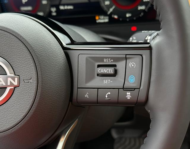 Multifunktionslenkrad X-Trail H9 Tekna 1.5 e-POWER e-4ORCE 157kW 4x4