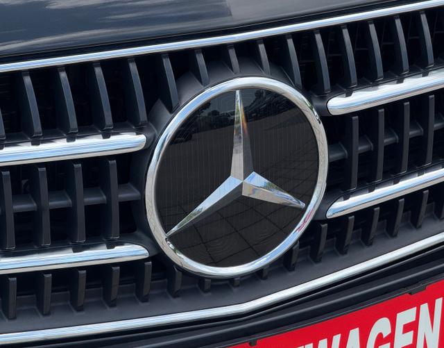 Logo Mercedes-Benz E-Klasse T-Modell E 300