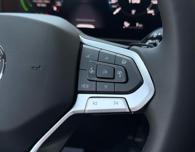 Multifunktionslenkrad Volkswagen Passat Variant 2025 Business 1.5 TSI eHybrid 150kW 