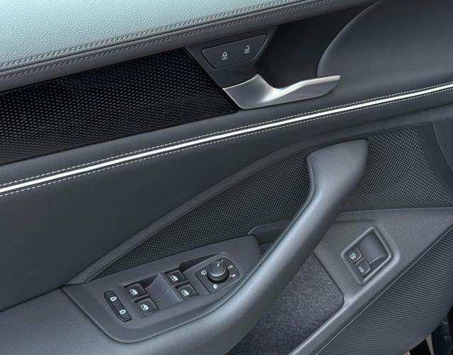 Fahrertür Highlights Volkswagen Passat Variant 2025 Business 1.5 TSI eHybrid 150kW 