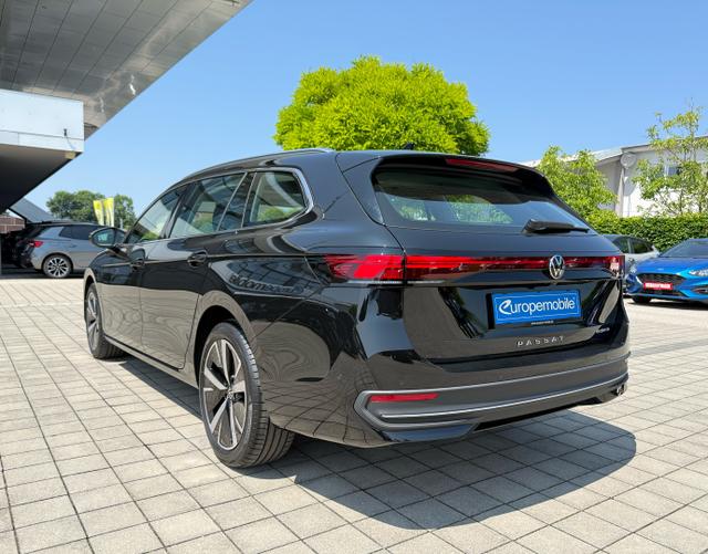 Hinten Volkswagen Passat Variant 2025 Business 1.5 TSI eHybrid 150kW