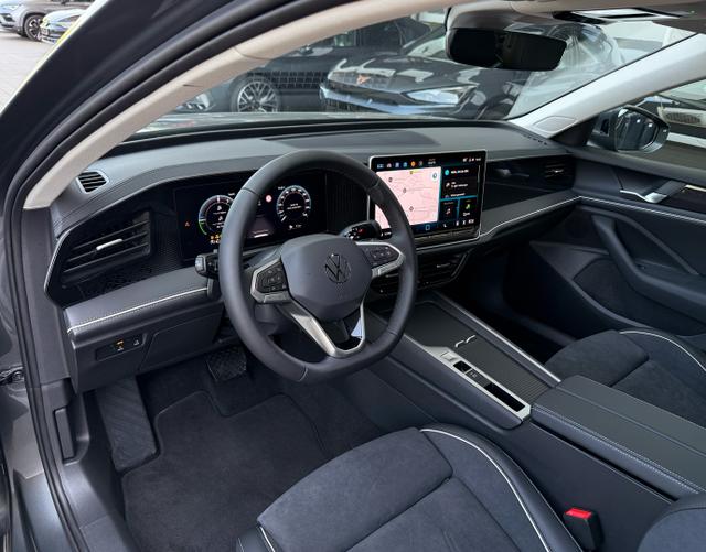 Interieur Volkswagen Passat Variant 2025 Business 1.5 TSI eHybrid 150kW 
