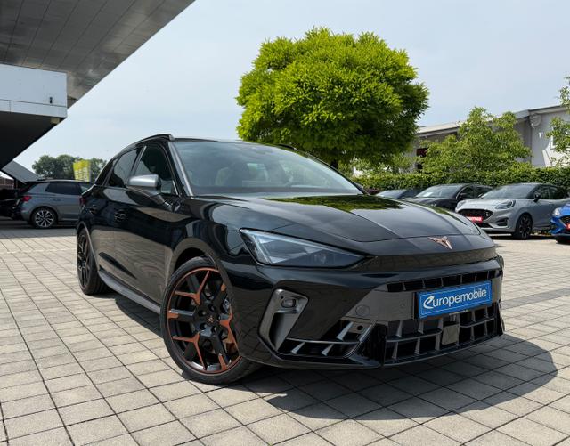 Vorne Cupra Leon Sportstourer 2025 H3 VZ EXTREME 2.0 TSI 245 kW DSG