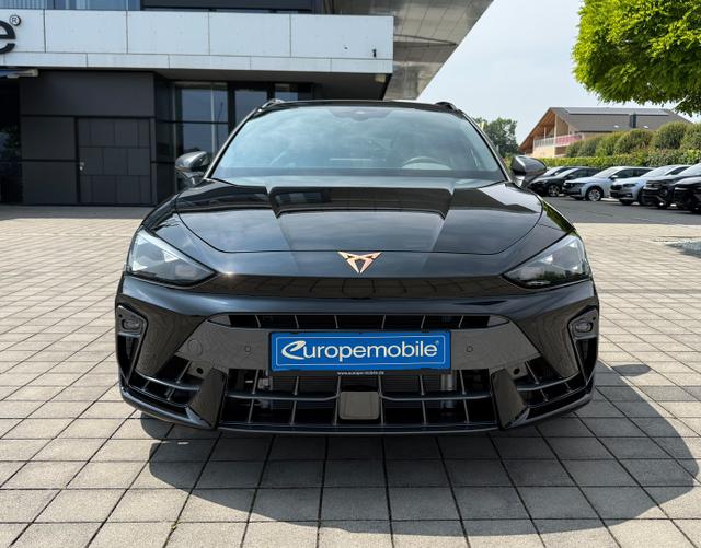 Vorne Cupra Leon Sportstourer 2025 H3 VZ EXTREME 2.0 TSI 245 kW DSG
