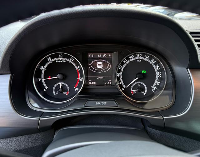 Digitales Cockpit Skoda Fabia Combi STYLE 1.0 TSI OPF 95 DSG