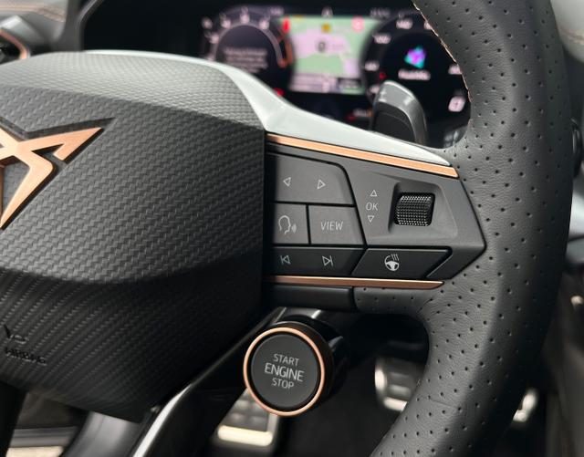 Multifunktionslenkrad Cupra Formentor VZ 2.0 TSI 333 DSG 4Drive