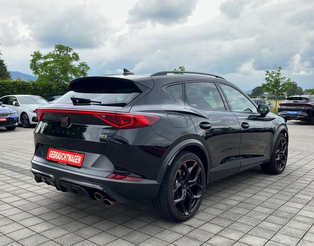 Hinten Cupra Formentor VZ5 2.5 TSI DSG 4Drive