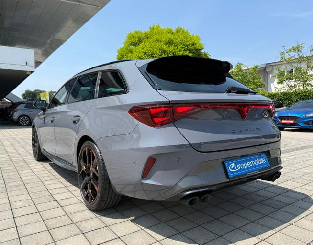 Hinten Cupra Leon Sportstourer 2025 H3 VZ EXTREME 