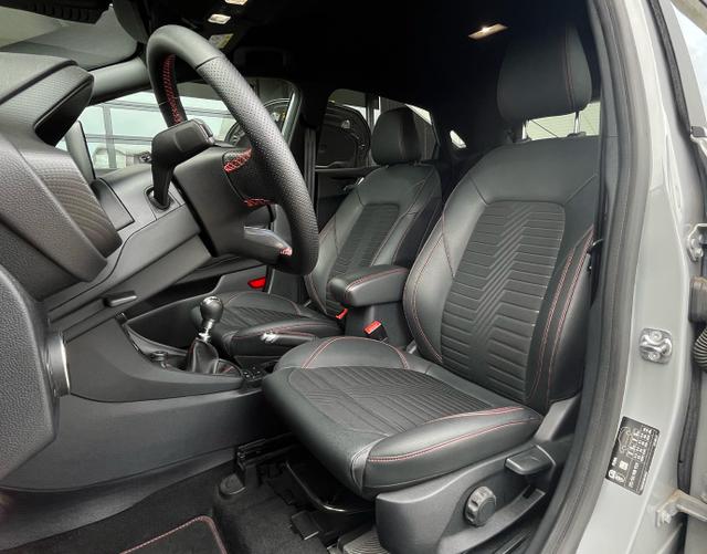 Vordersitze Polsterung Ford Puma ST-Line X 1.0 EcoBoost 155